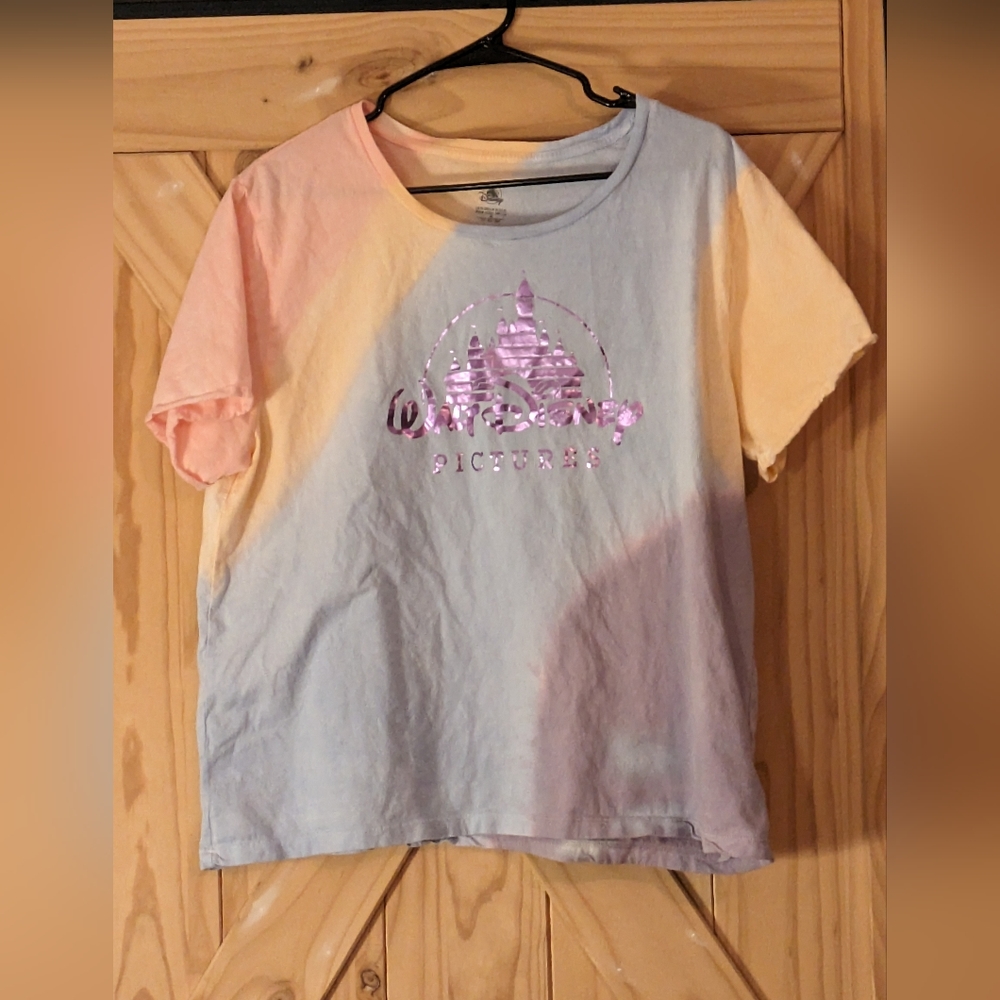 Walt Disney Size XL Multi Color Tee Shirt
